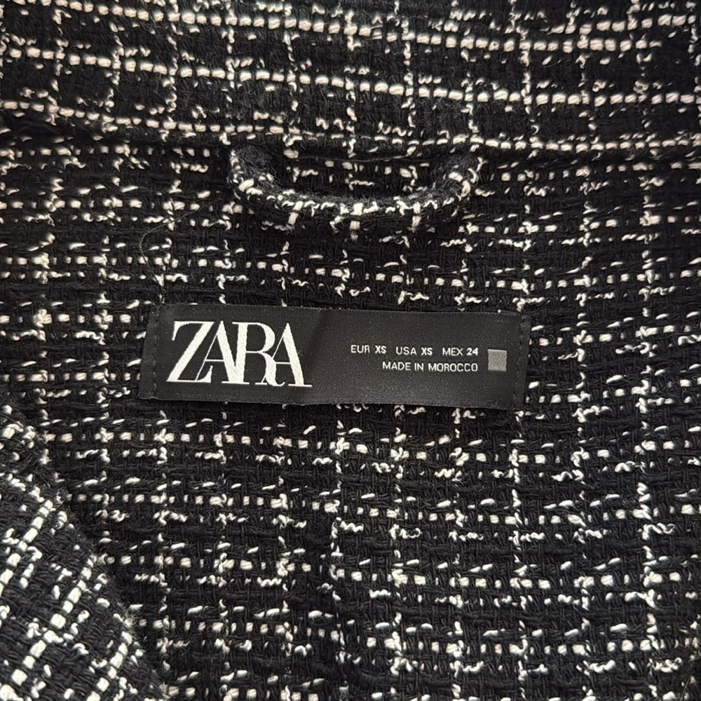 Zara Black and White Shacket - Picture 5 of 5
